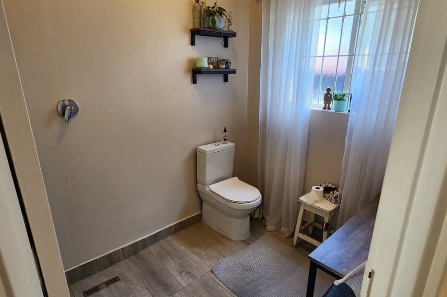 To Let 2 Bedroom Property for Rent in Goedemoed Western Cape
